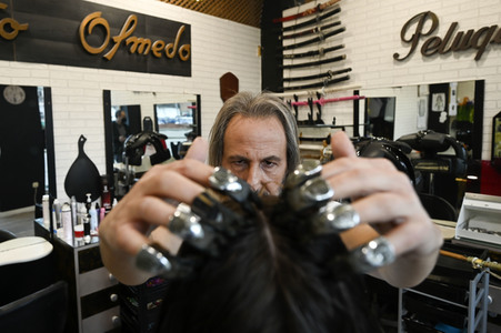 Hairdresser Alberto Olmedo in Madrid