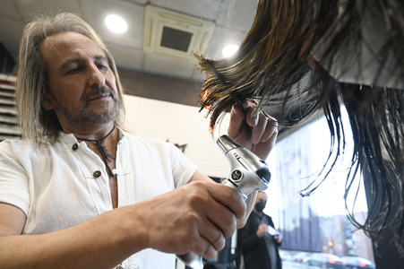 Hairdresser Alberto Olmedo in Madrid