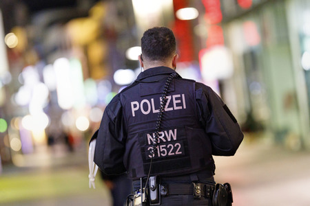 Symbolfoto Corona-Kontrolle