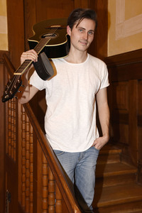 Livestream-Konzert von Flonoton in Haar