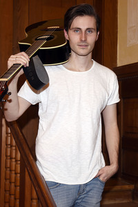 Livestream-Konzert von Flonoton in Haar