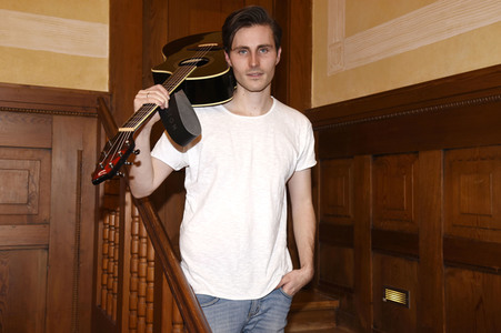 Livestream-Konzert von Flonoton in Haar