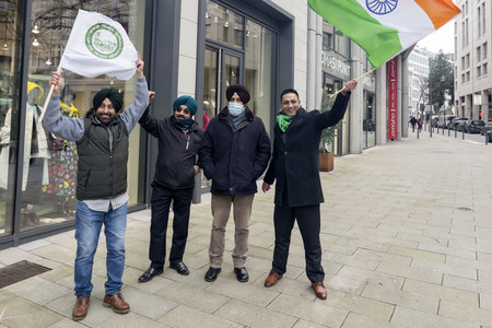 Protest der Bhangu Brothers gegen indische Agrarreform in Hamburg