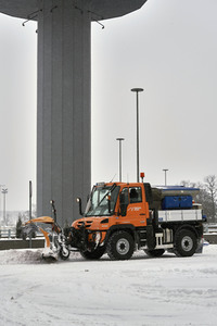 Wintereinbruch am Flughafen in Hannover