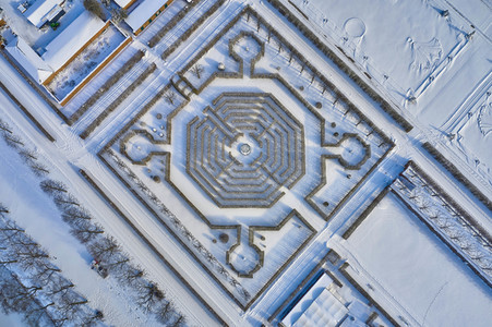 Luftbild der Herrenhäuser Gärten in Hannover