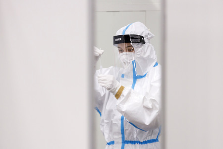 Eröffnung des Impfzentrums in der Koelnmesse in Köln