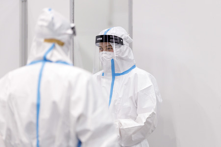 Eröffnung des Impfzentrums in der Koelnmesse in Köln