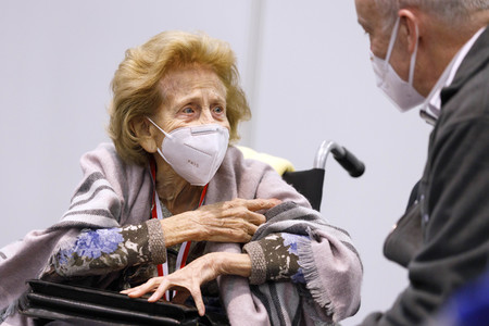 Eröffnung des Impfzentrums in der Koelnmesse in Köln