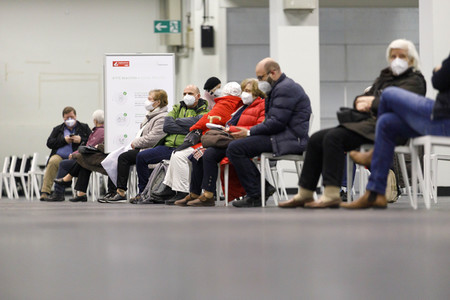 Eröffnung des Impfzentrums in der Koelnmesse in Köln