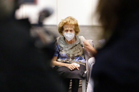 Eröffnung des Impfzentrums in der Koelnmesse in Köln