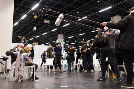 Eröffnung des Impfzentrums in der Koelnmesse in Köln