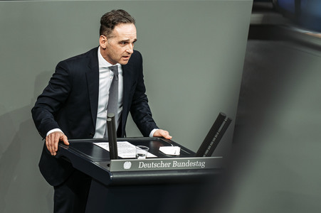 208. Sitzung des Deutschen Bundestages in Berlin