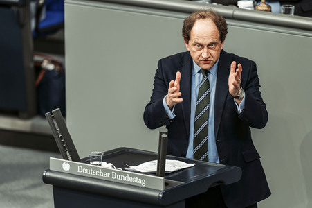 208. Sitzung des Deutschen Bundestages in Berlin