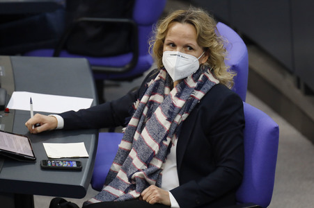 208. Sitzung des Deutschen Bundestages in Berlin