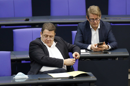 208. Sitzung des Deutschen Bundestages in Berlin