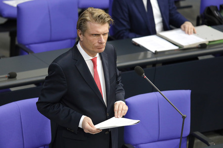 208. Sitzung des Deutschen Bundestages in Berlin