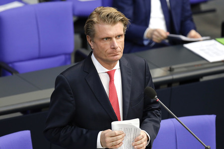 208. Sitzung des Deutschen Bundestages in Berlin