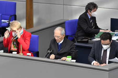 208. Sitzung des Deutschen Bundestages in Berlin