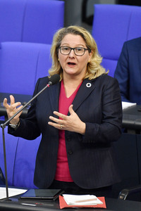 208 Sitzung des Deutschen Bundestages in Berlin