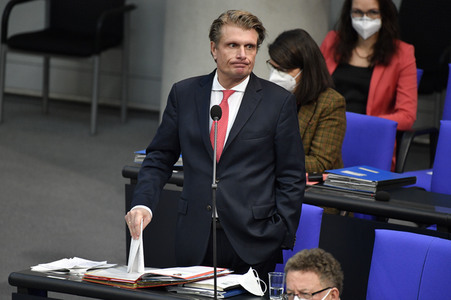 208. Sitzung des Deutschen Bundestages in Berlin