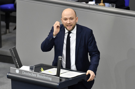 208. Sitzung des Deutschen Bundestages in Berlin