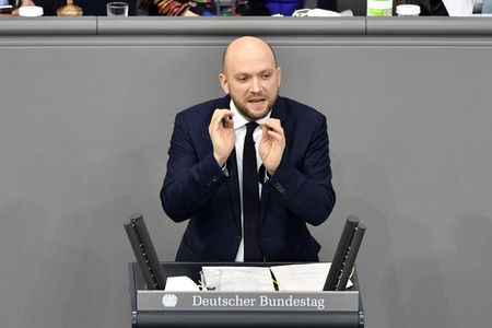 208. Sitzung des Deutschen Bundestages in Berlin