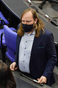 208. Sitzung des Deutschen Bundestages in Berlin