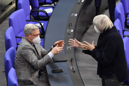 208. Sitzung des Deutschen Bundestages in Berlin