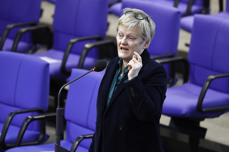 208. Sitzung des Deutschen Bundestages in Berlin