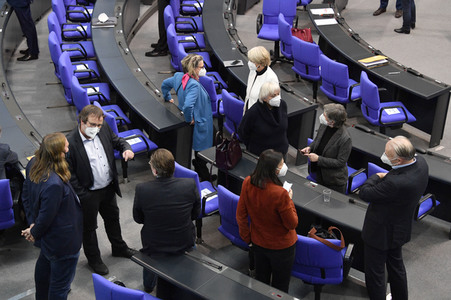 208. Sitzung des Deutschen Bundestages in Berlin