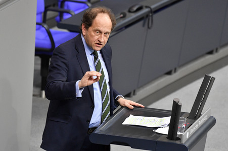 208. Sitzung des Deutschen Bundestages in Berlin