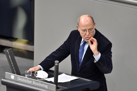 208. Sitzung des Deutschen Bundestages in Berlin