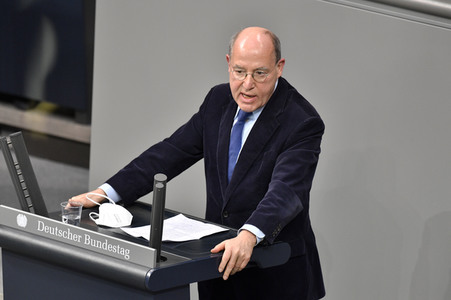 208. Sitzung des Deutschen Bundestages in Berlin