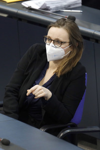 208. Sitzung des Deutschen Bundestages in Berlin