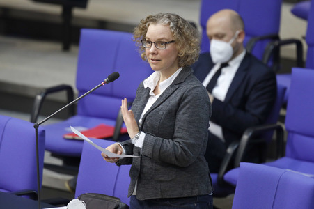 208. Sitzung des Deutschen Bundestages in Berlin