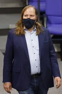 208. Sitzung des Deutschen Bundestages in Berlin