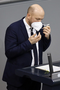 208. Sitzung des Deutschen Bundestages in Berlin