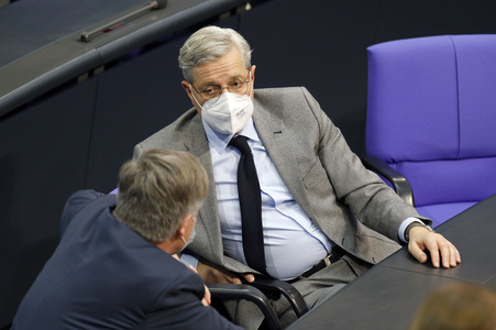 208. Sitzung des Deutschen Bundestages in Berlin