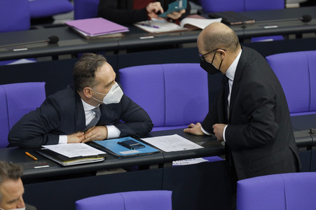 208. Sitzung des Deutschen Bundestages in Berlin