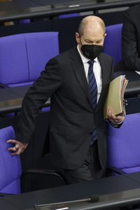 208. Sitzung des Deutschen Bundestages in Berlin