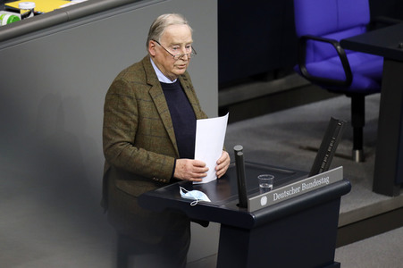 208. Sitzung des Deutschen Bundestages in Berlin