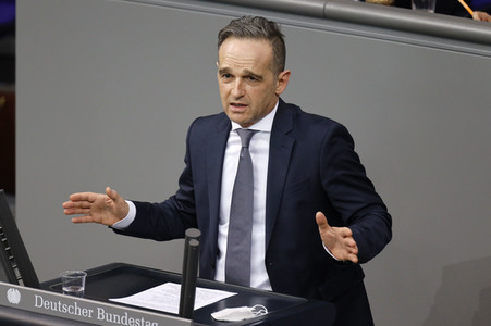 208. Sitzung des Deutschen Bundestages in Berlin