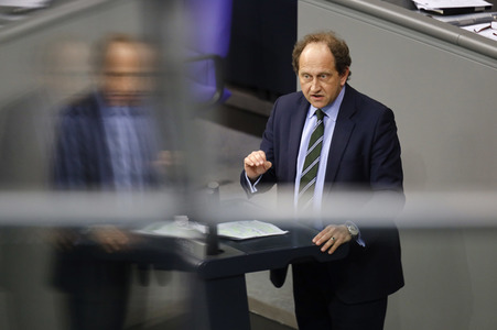 208. Sitzung des Deutschen Bundestages in Berlin