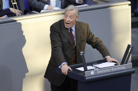208. Sitzung des Deutschen Bundestages in Berlin
