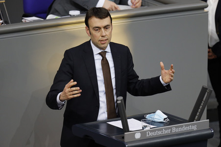 208. Sitzung des Deutschen Bundestages in Berlin