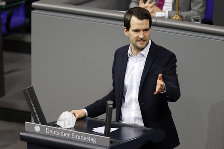 208. Sitzung des Deutschen Bundestages in Berlin