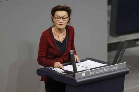 208. Sitzung des Deutschen Bundestages in Berlin