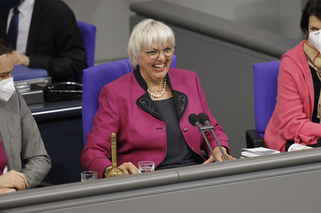 208. Sitzung des Deutschen Bundestages in Berlin