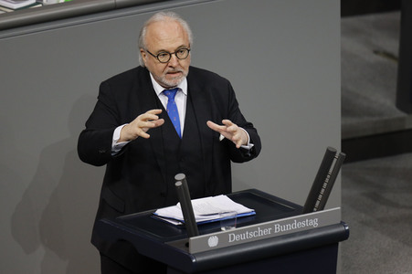 208. Sitzung des Deutschen Bundestages in Berlin