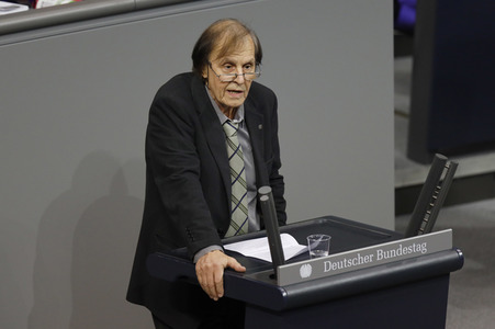 208. Sitzung des Deutschen Bundestages in Berlin